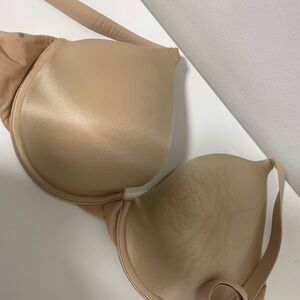 Nude Bra // Victoria’s Secret // VS // 34D // NWT